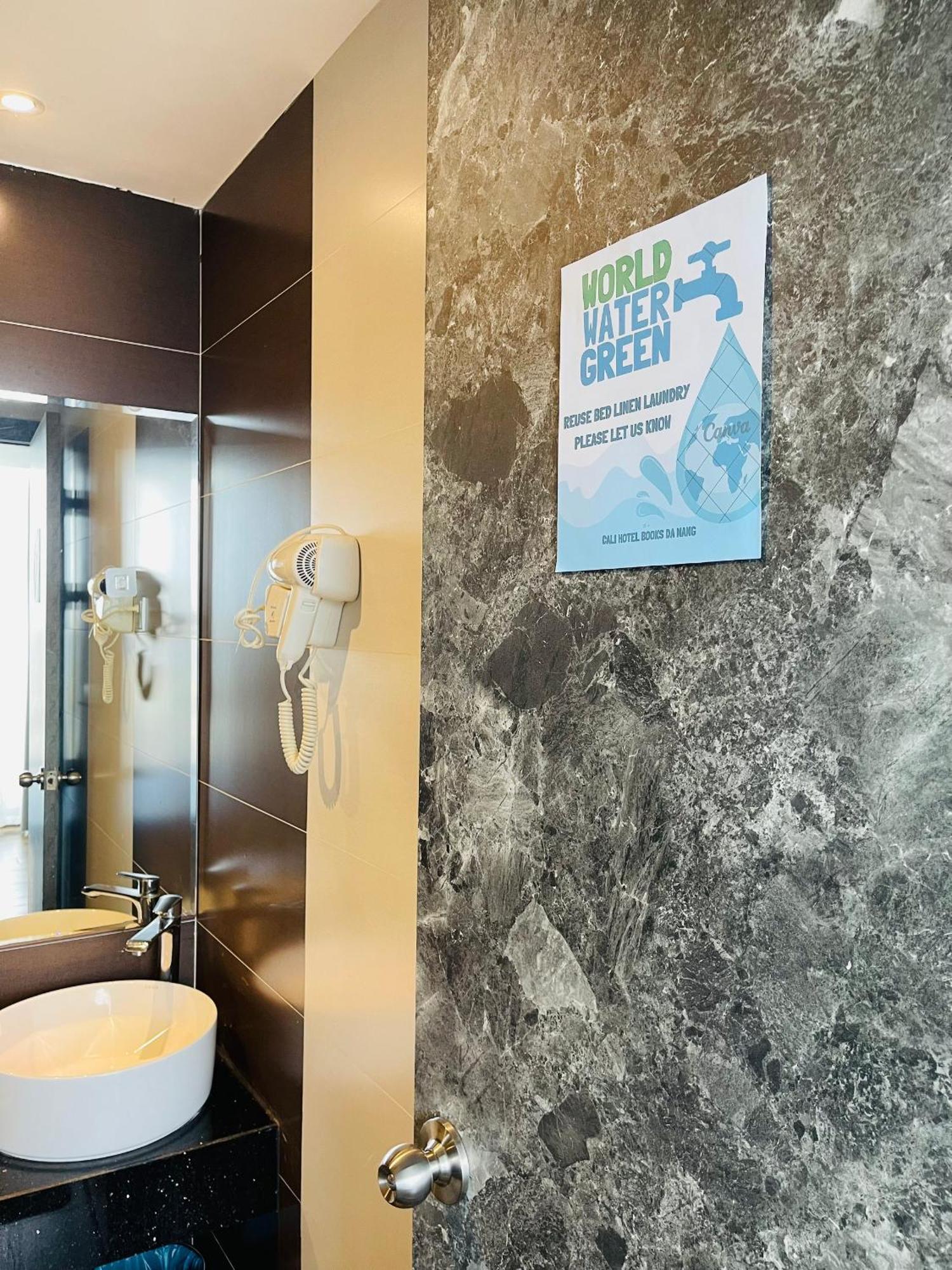 Cali Hotel Books ダナン市 エクステリア 写真